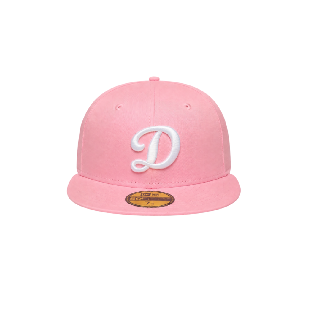 Detroit Tigers pink basic fitted hat