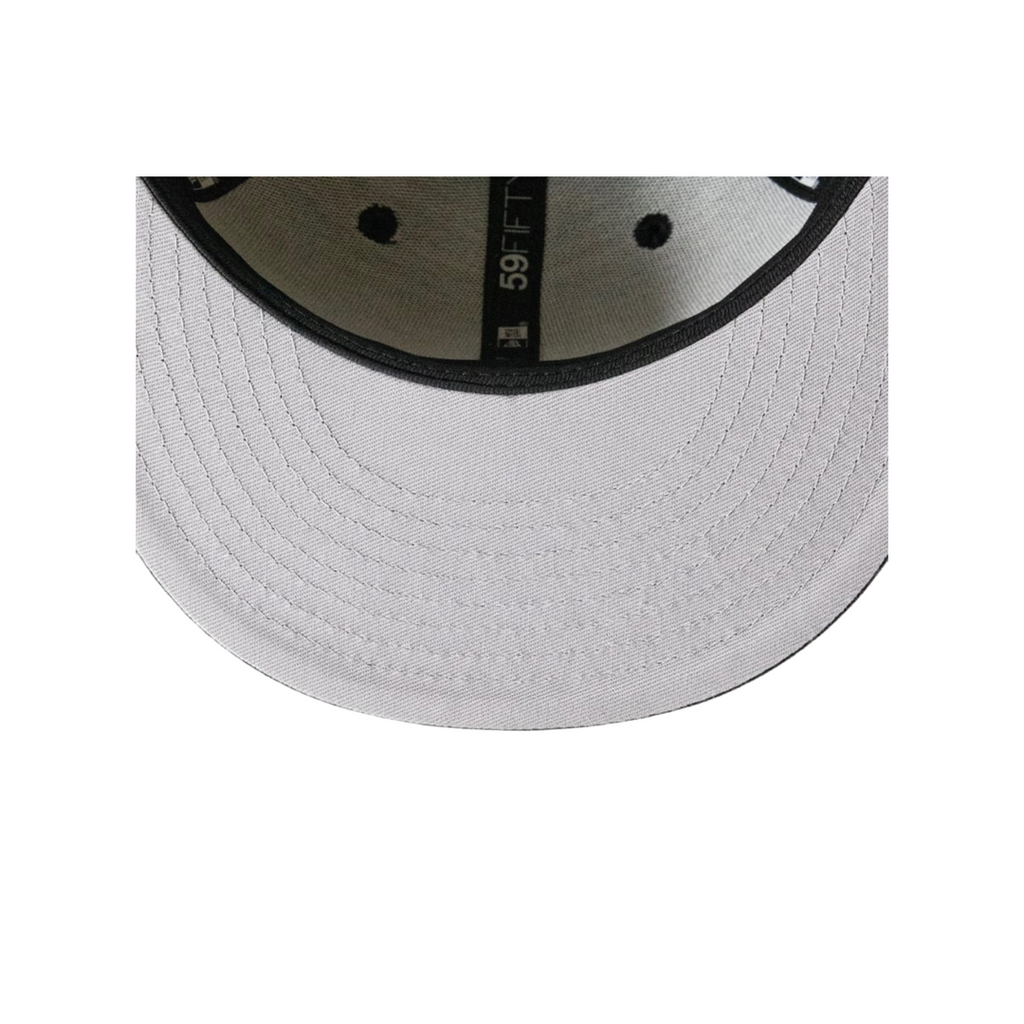 New York Yankees black on black basic fitted hat