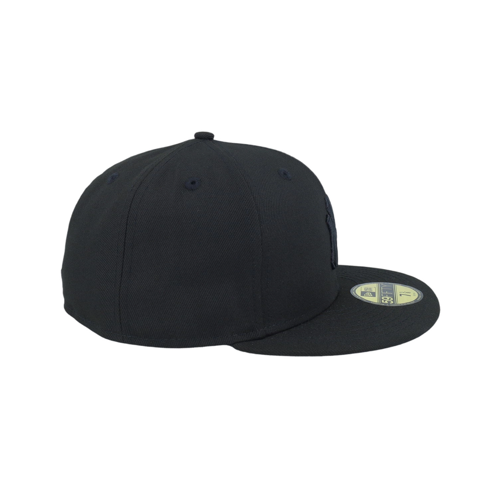New York Yankees black on black basic fitted hat